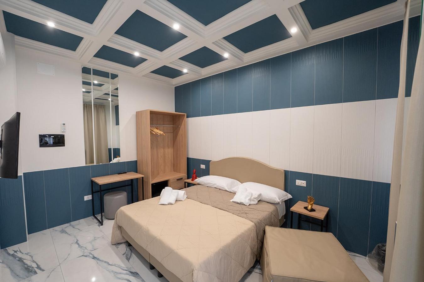 Greros H. Rooms Napoli Centro By Clapa Group Dislocated Hospitality מראה חיצוני תמונה